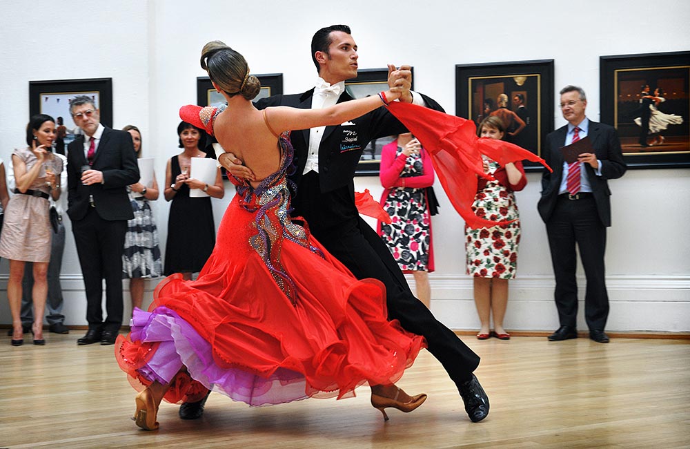 Photography by Peter Ashby-Hayter: Dancers with Jack Vettriano at the RWA, Bristol